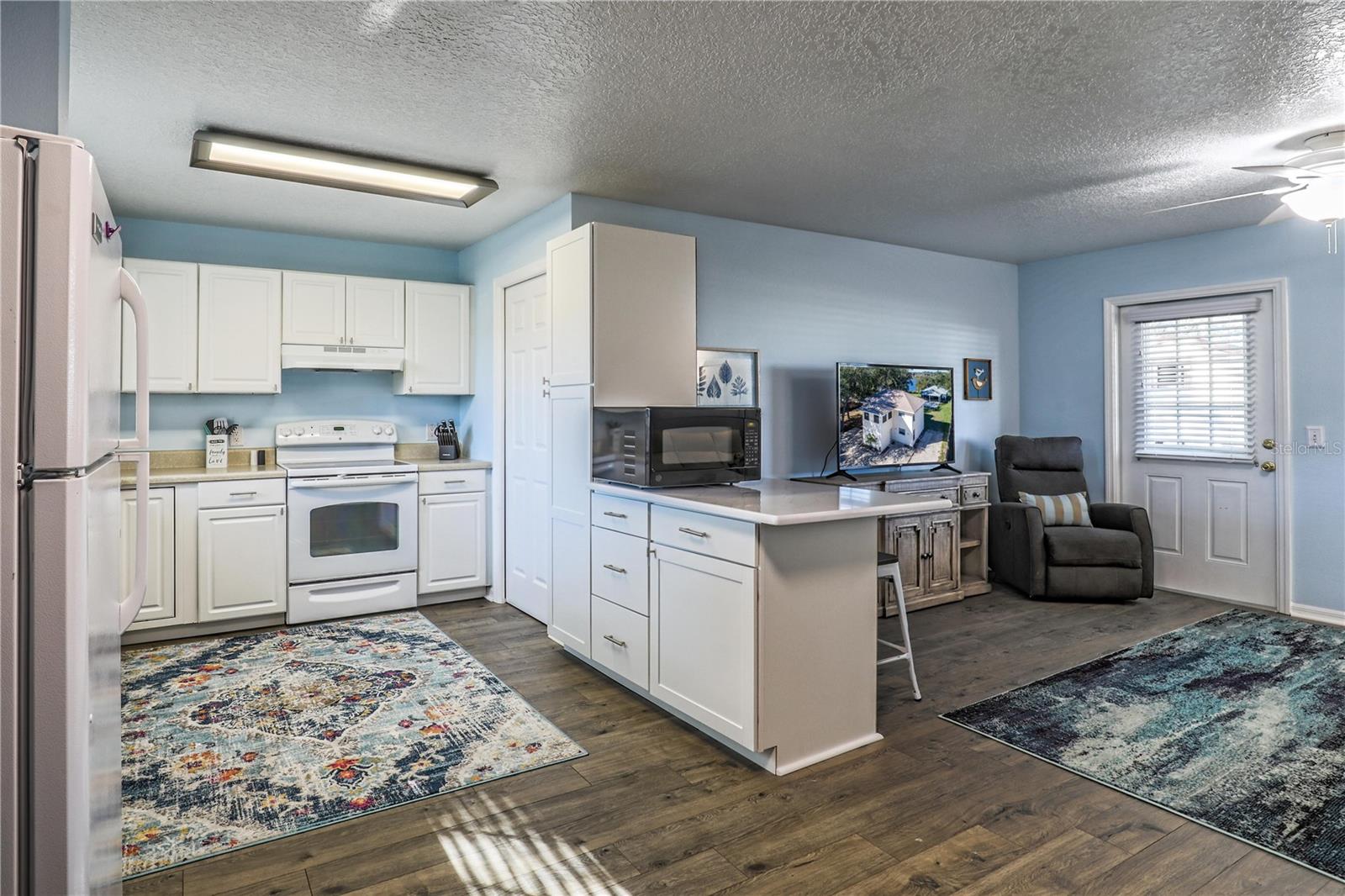 260 S CENTRAL AVE, UMATILLA, FL, 32784