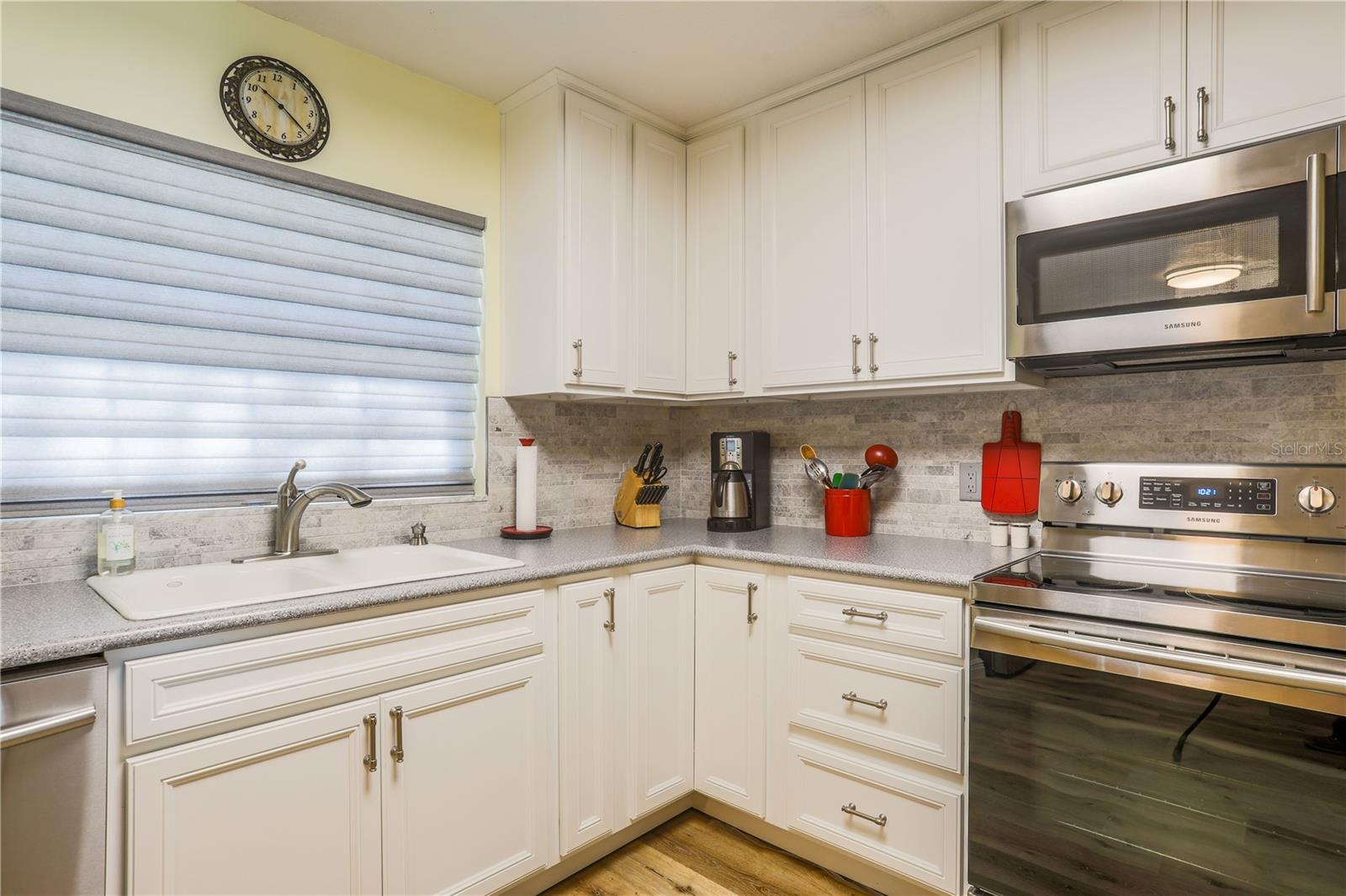 260 S CENTRAL AVE, UMATILLA, FL, 32784