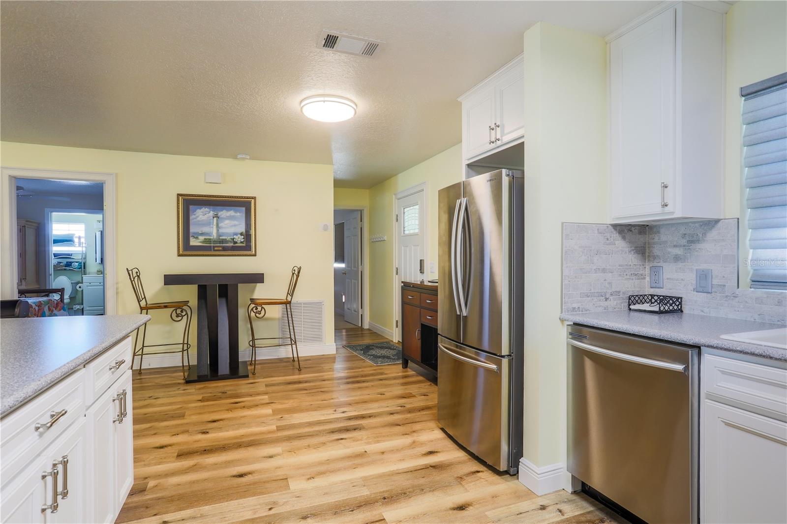 260 S CENTRAL AVE, UMATILLA, FL, 32784