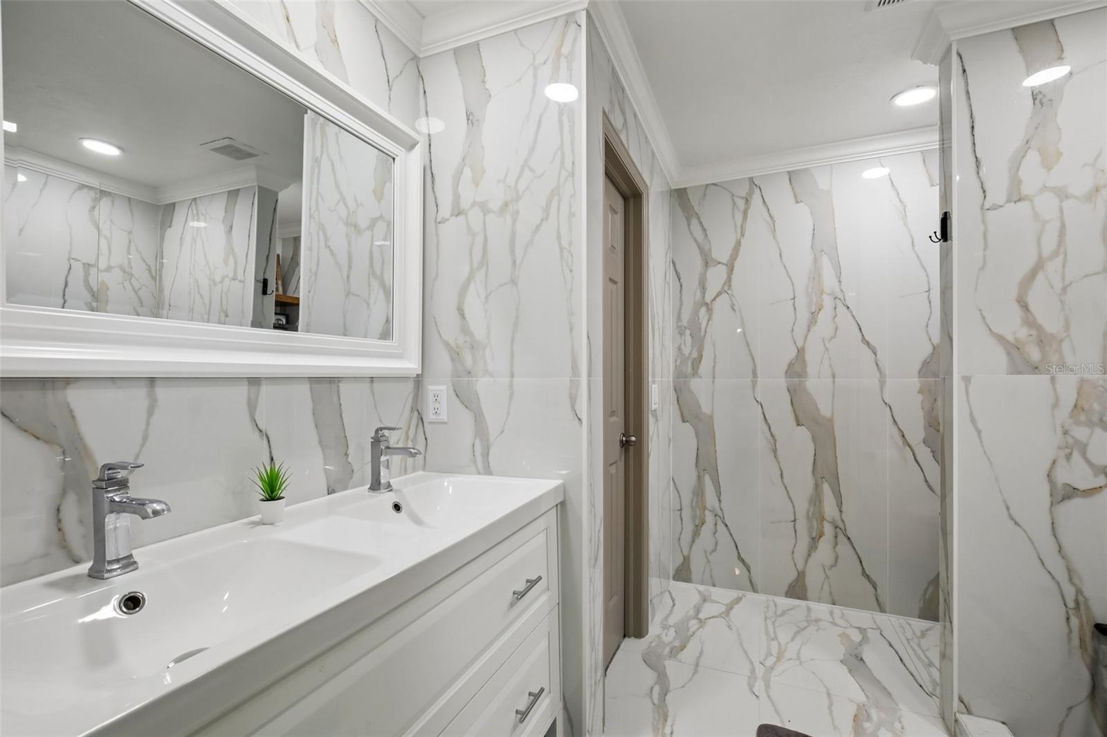 18142 GRIFFEN AVE, PORT CHARLOTTE, FL, 33948