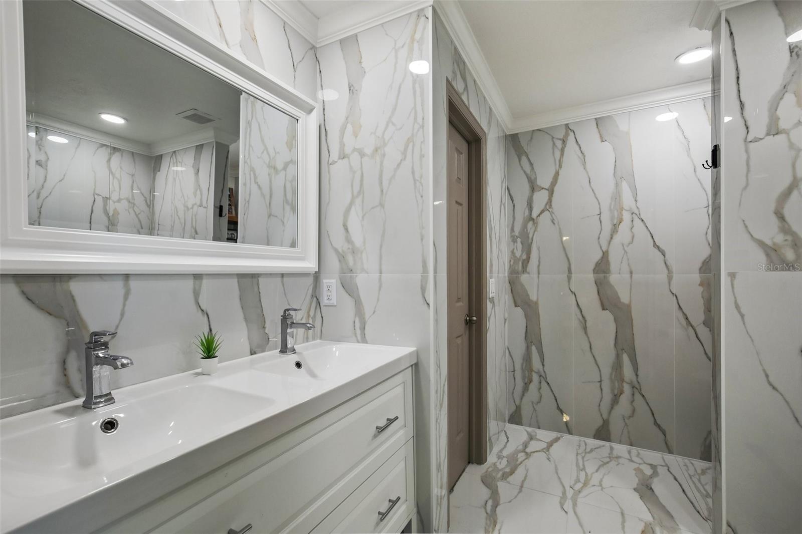 18142 GRIFFEN AVE, PORT CHARLOTTE, FL, 33948