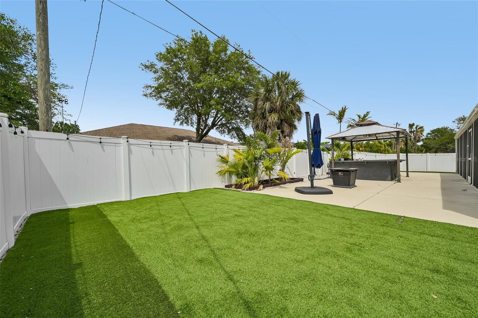 18142 GRIFFEN AVE, PORT CHARLOTTE, FL, 33948