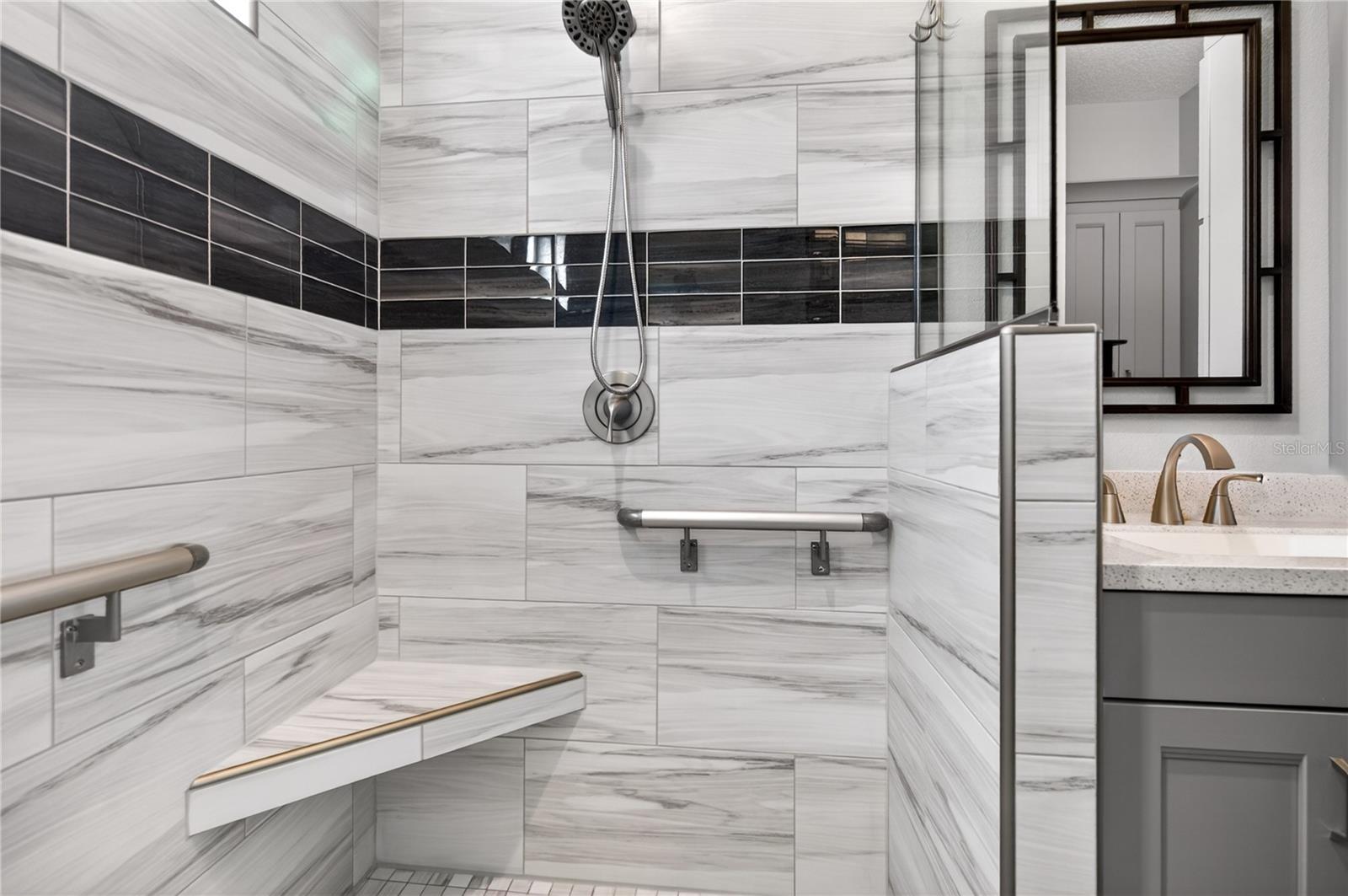 264 S CENTRAL AVE, UMATILLA, FL, 32784