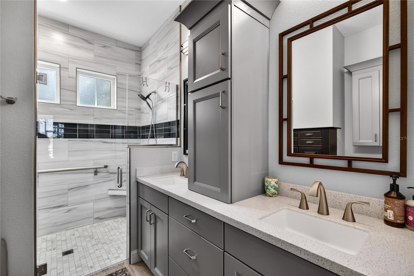 264 S CENTRAL AVE, UMATILLA, FL, 32784