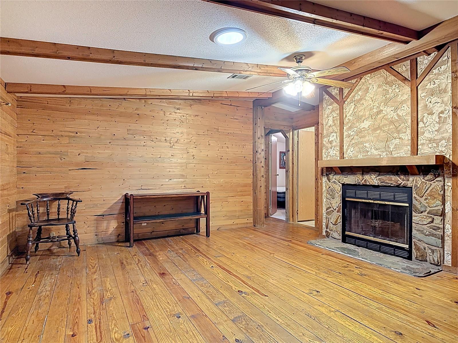 27912 LAKE AVE, PAISLEY, FL, 32767