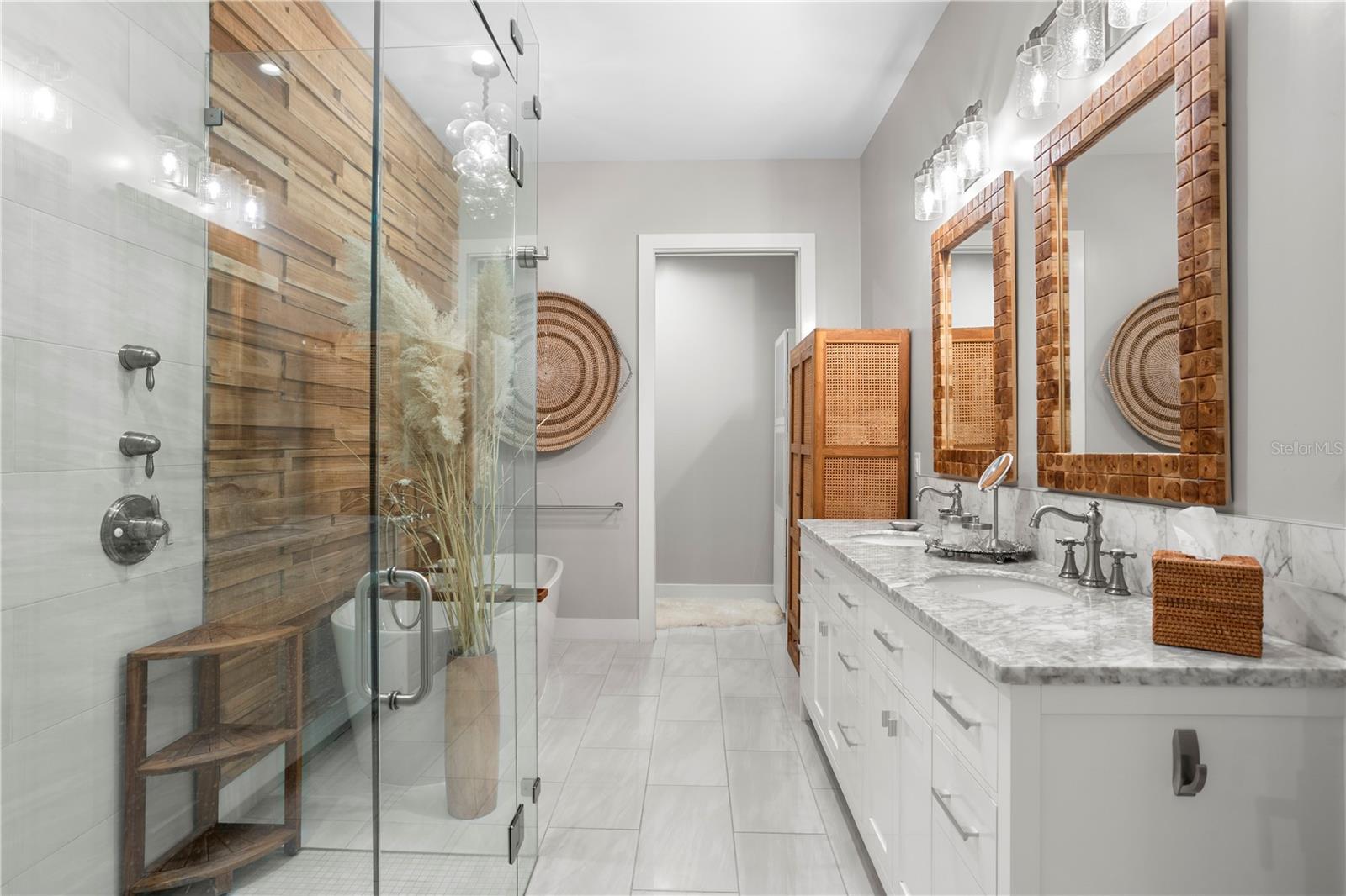 91 DAVIS BLVD #303, TAMPA, FL, 33606