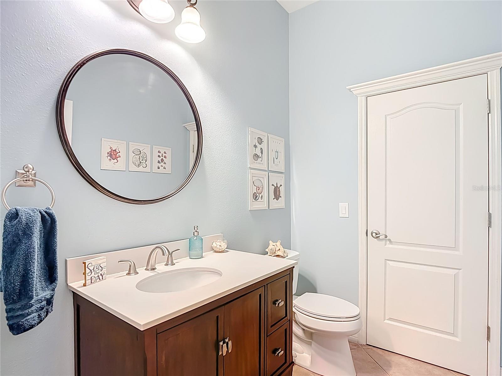 2425 VALRICO FOREST DR, VALRICO, FL, 33594