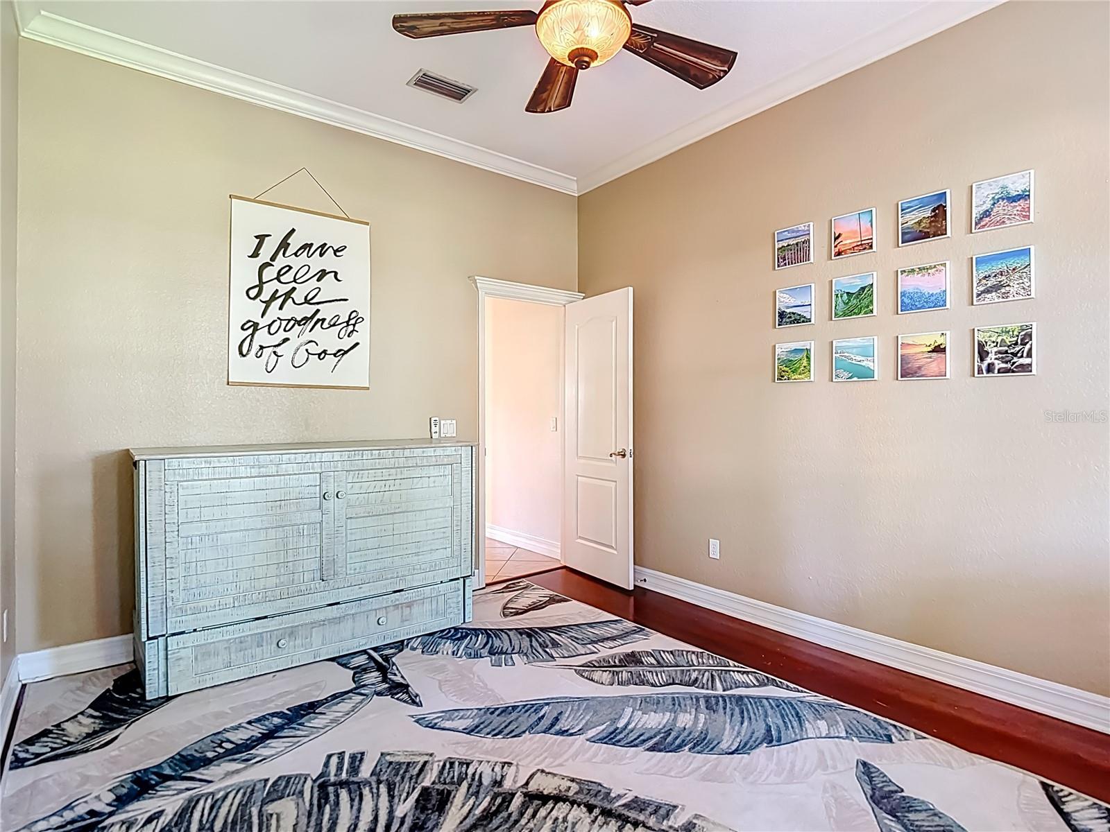 2425 VALRICO FOREST DR, VALRICO, FL, 33594