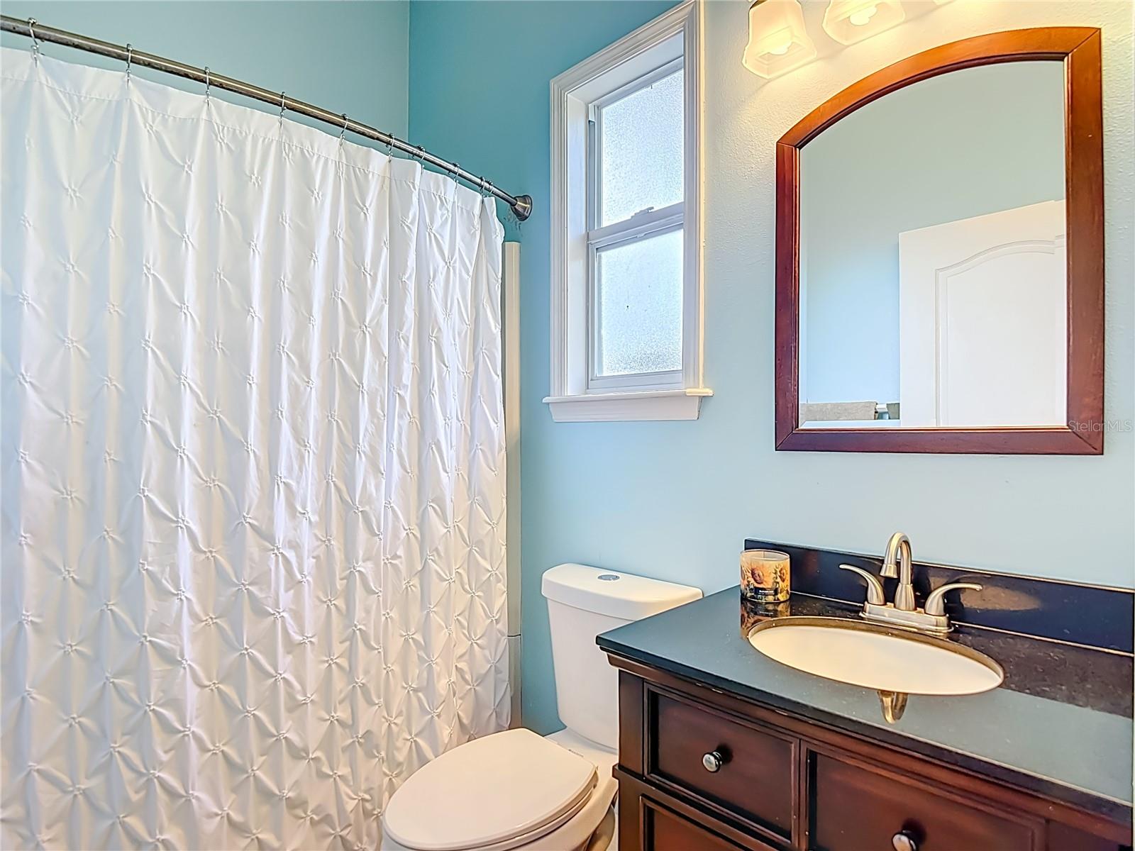 2425 VALRICO FOREST DR, VALRICO, FL, 33594