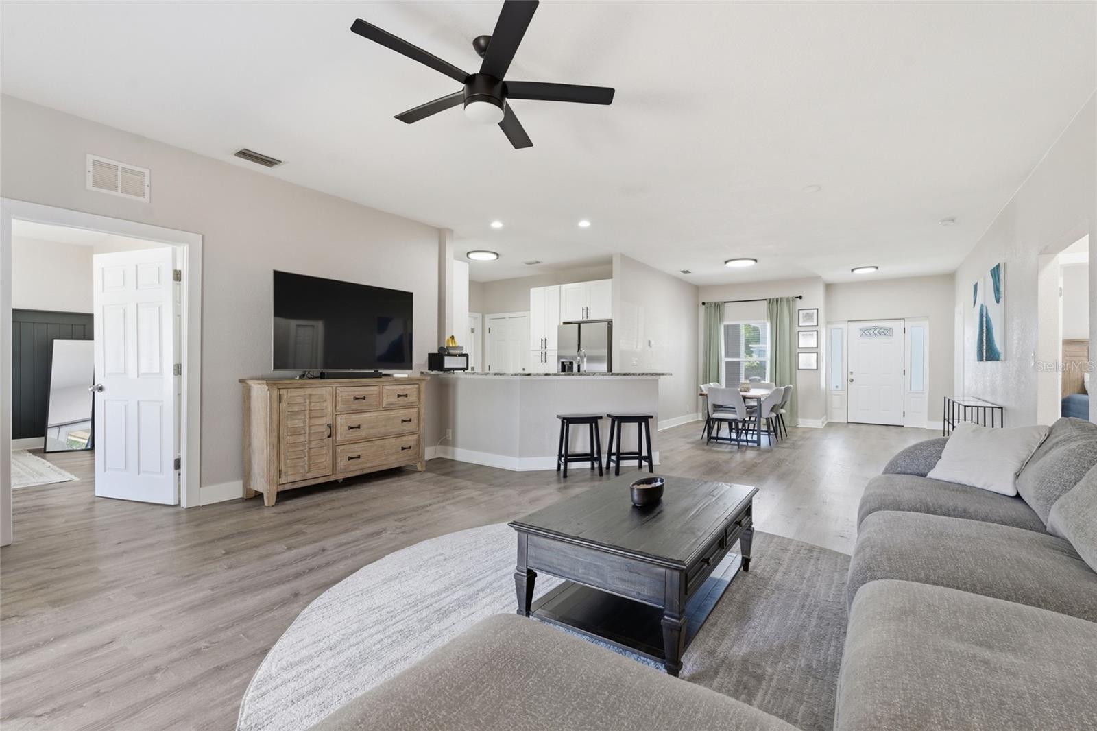 2233 TRELAIN DR S, ST PETERSBURG, FL, 33712