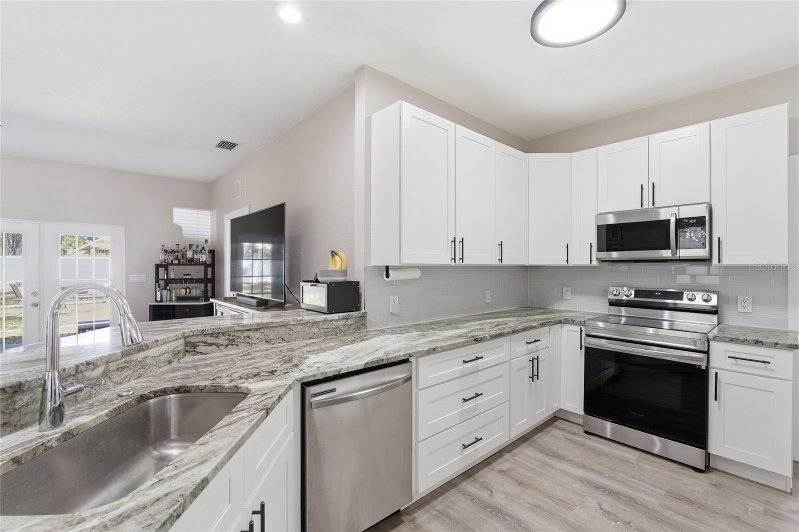 2233 TRELAIN DR S, ST PETERSBURG, FL, 33712