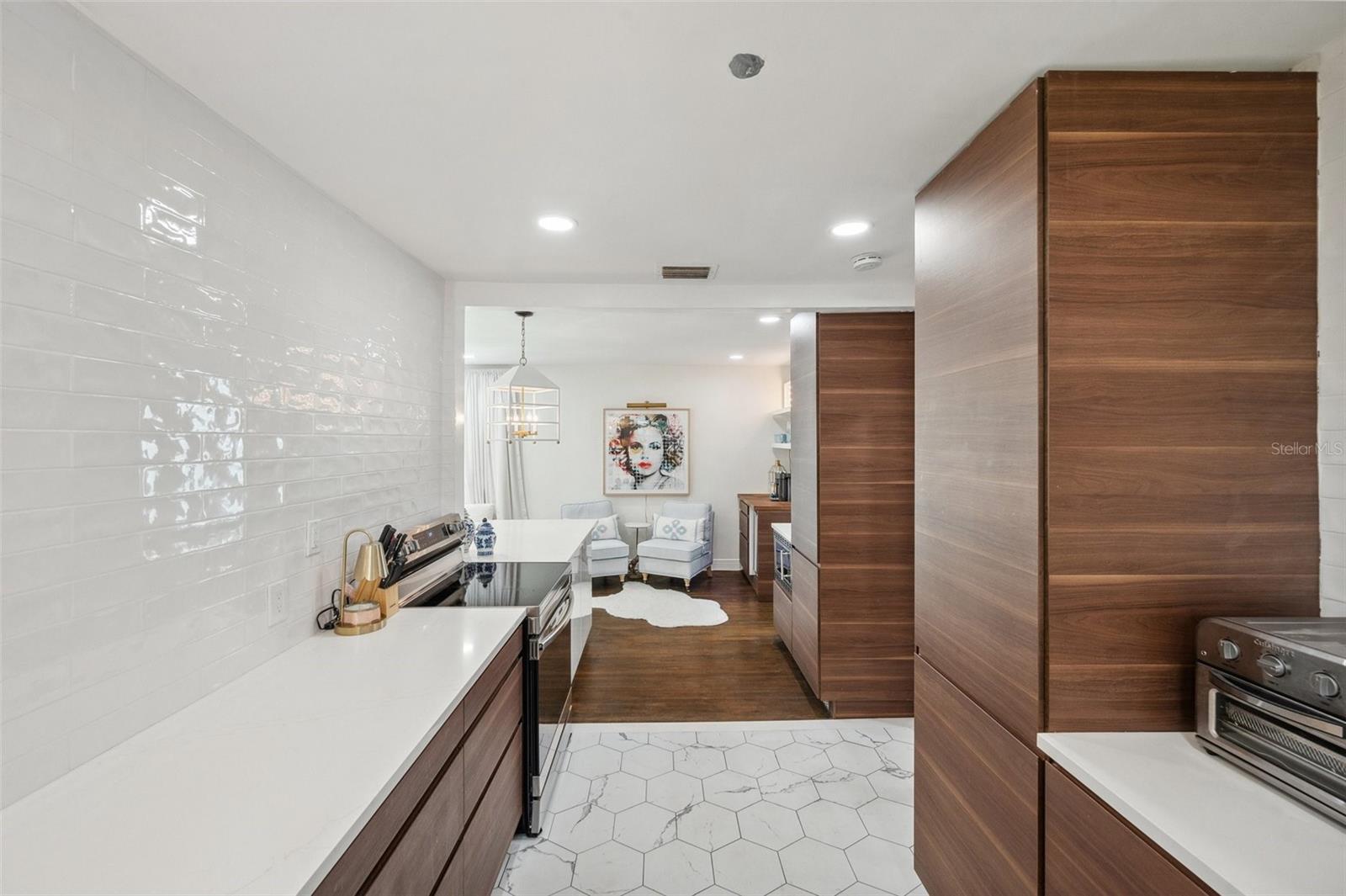 4019 W BAY TO BAY BLVD, TAMPA, FL, 33629