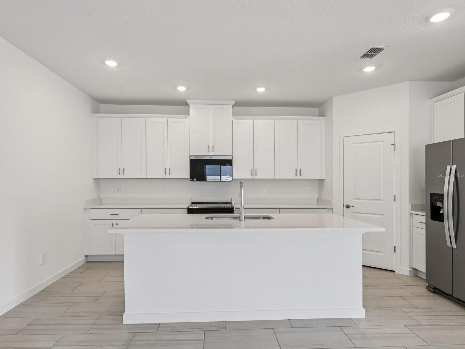 71 ARARAT DR, PALM COAST, FL, 32137