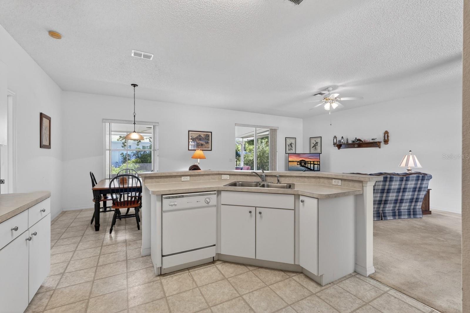 2904 VICTORY PALM DR, EDGEWATER, FL, 32141