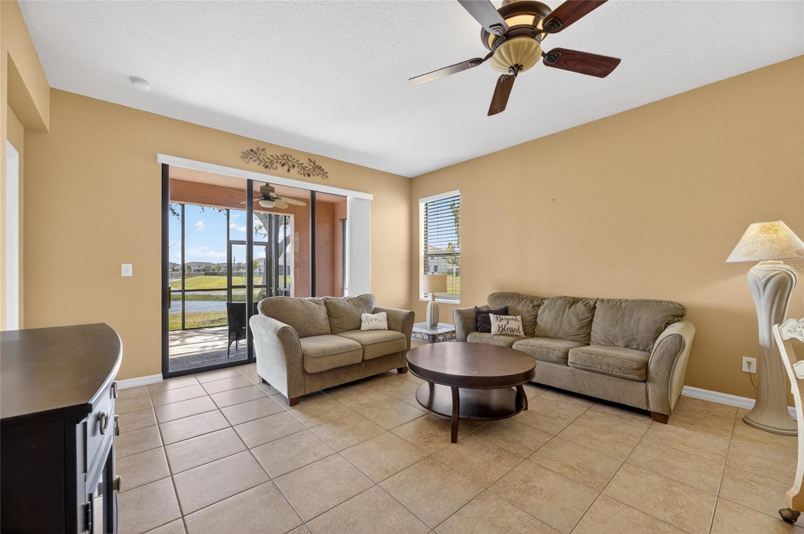 5667 SUNSET FALLS DR, APOLLO BEACH, FL, 33572