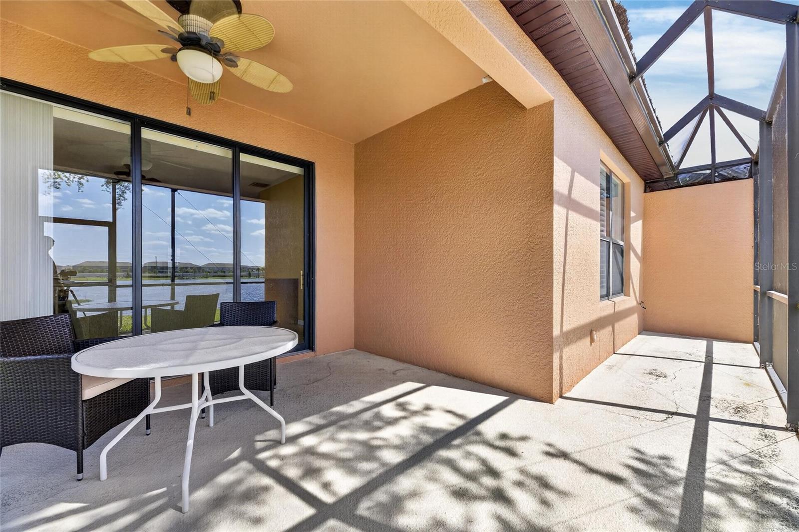 5667 SUNSET FALLS DR, APOLLO BEACH, FL, 33572