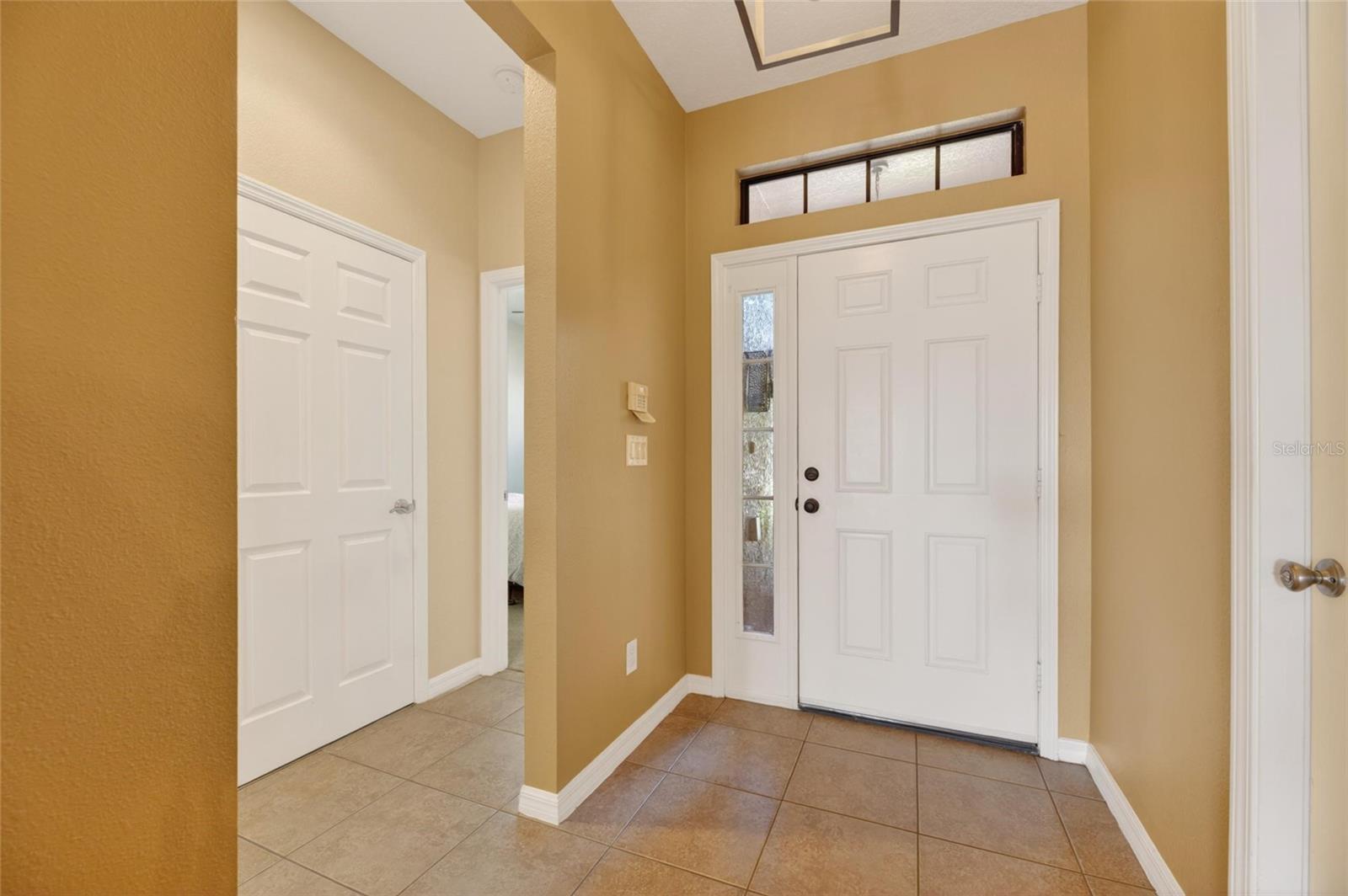 5667 SUNSET FALLS DR, APOLLO BEACH, FL, 33572