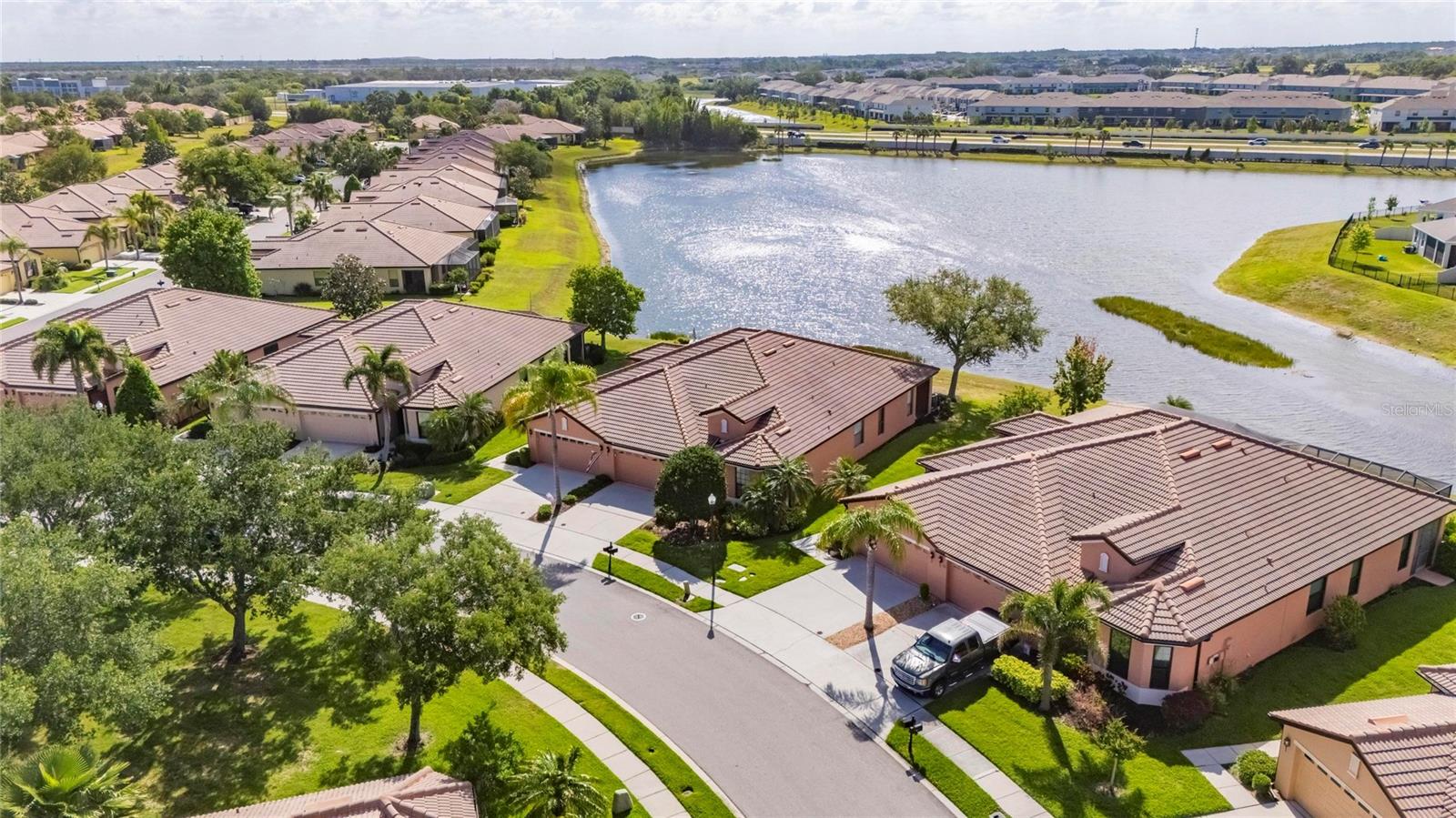 5667 SUNSET FALLS DR, APOLLO BEACH, FL, 33572