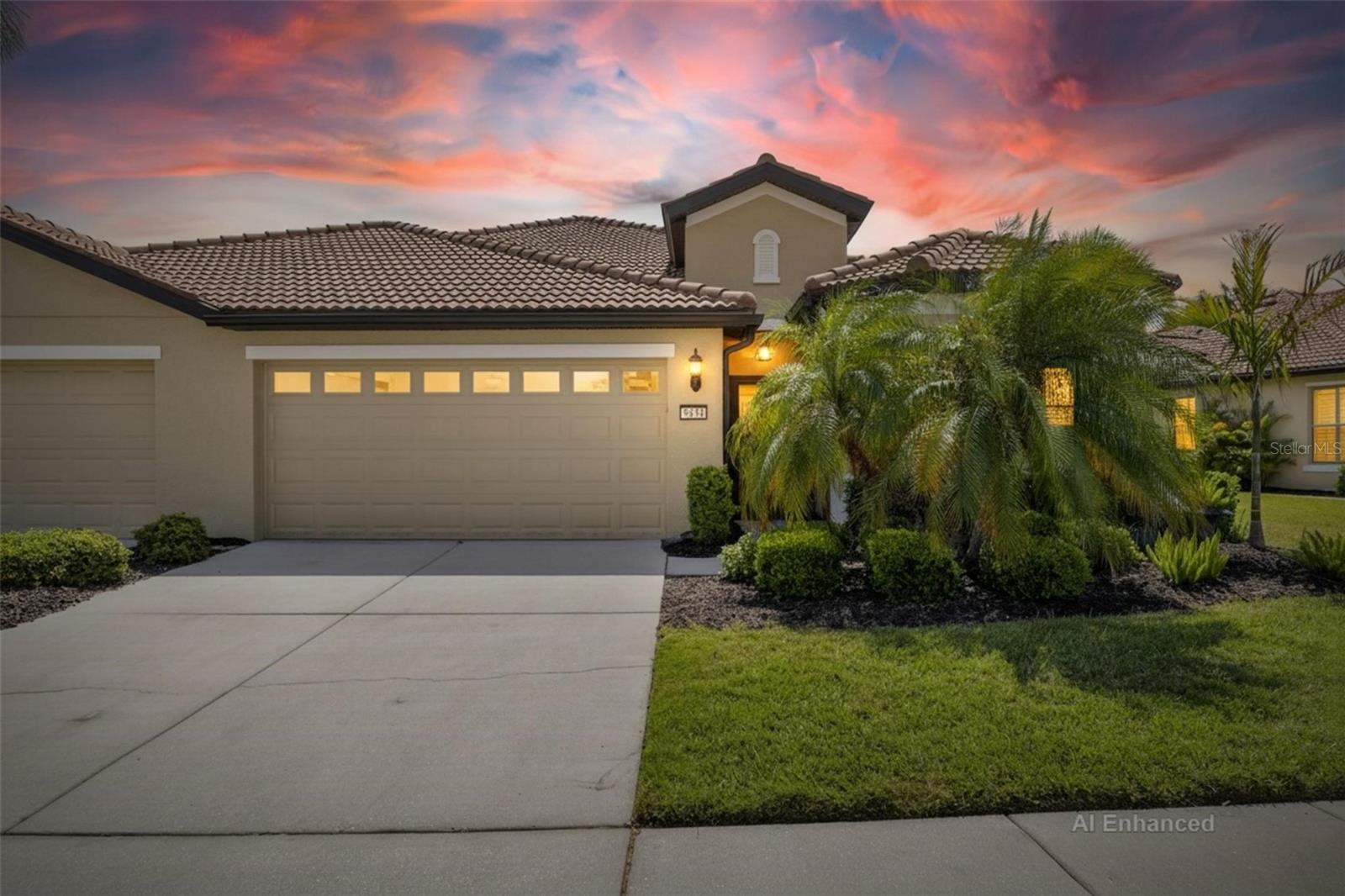 5667 SUNSET FALLS DR, APOLLO BEACH, FL, 33572