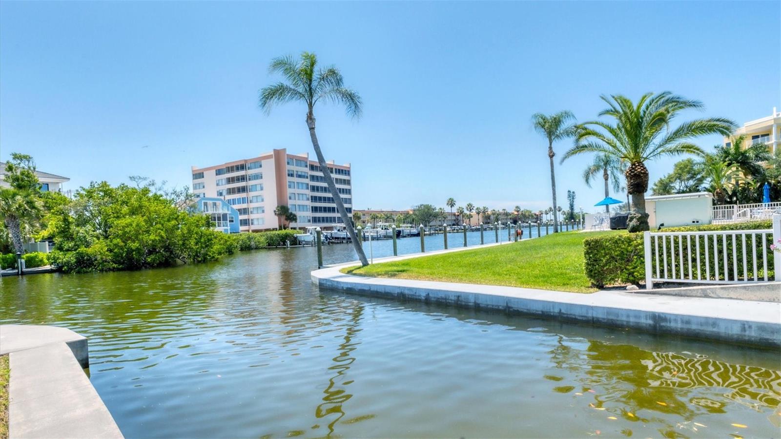 9200 MIDNIGHT PASS RD #24, SARASOTA, FL, 34242