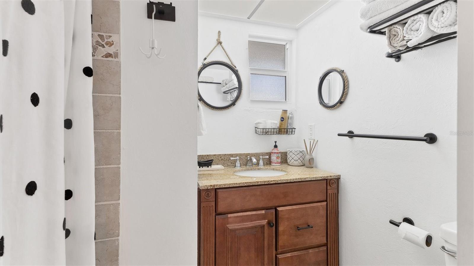 9200 MIDNIGHT PASS RD #24, SARASOTA, FL, 34242