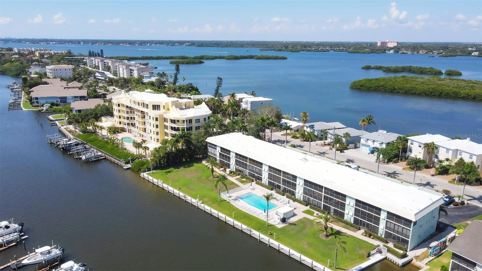 9200 MIDNIGHT PASS RD #24, SARASOTA, FL, 34242