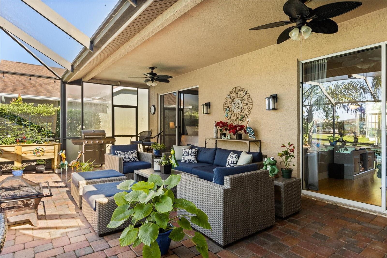 4849 CHAROWEN DR, ORLANDO, FL, 32837