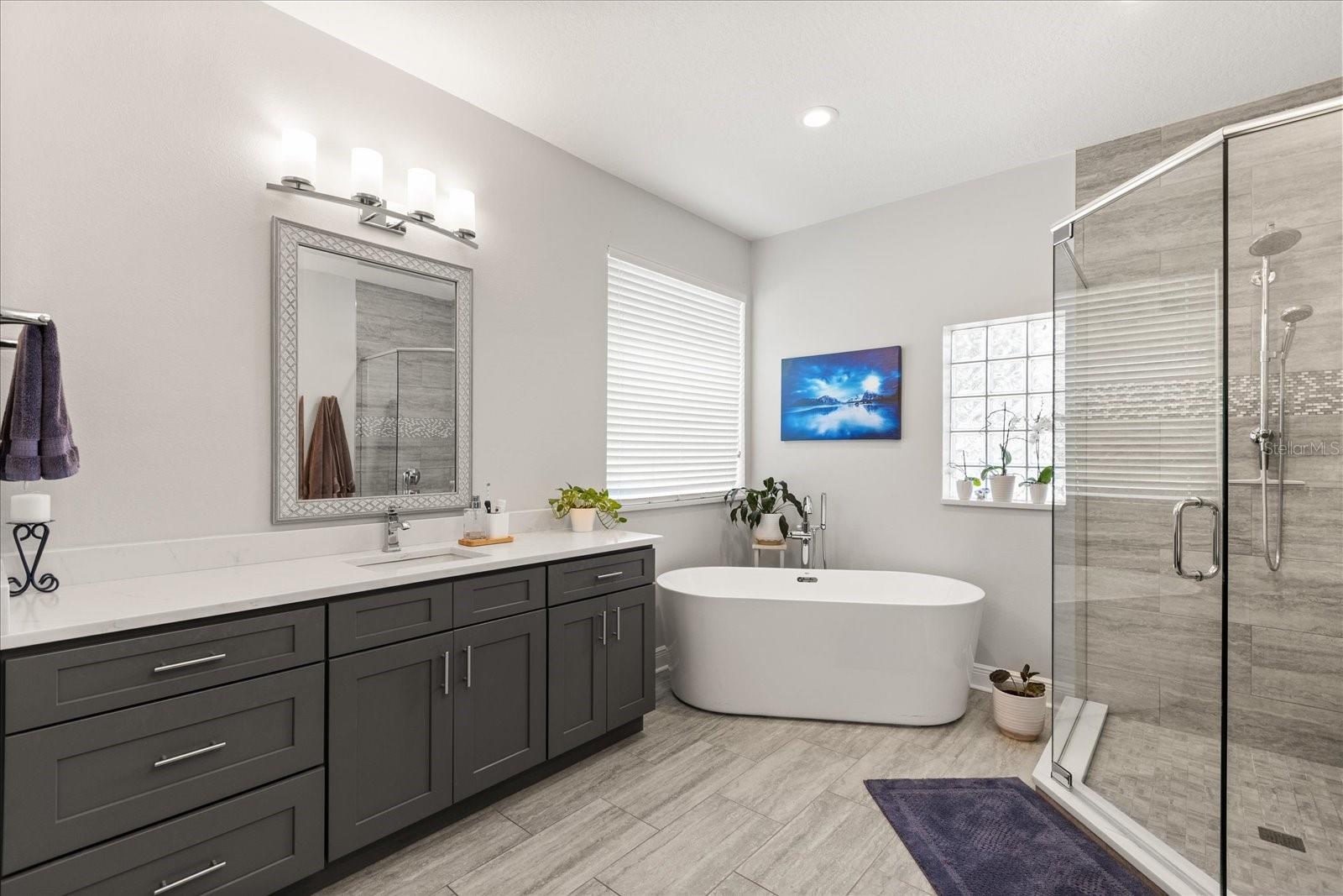 4849 CHAROWEN DR, ORLANDO, FL, 32837