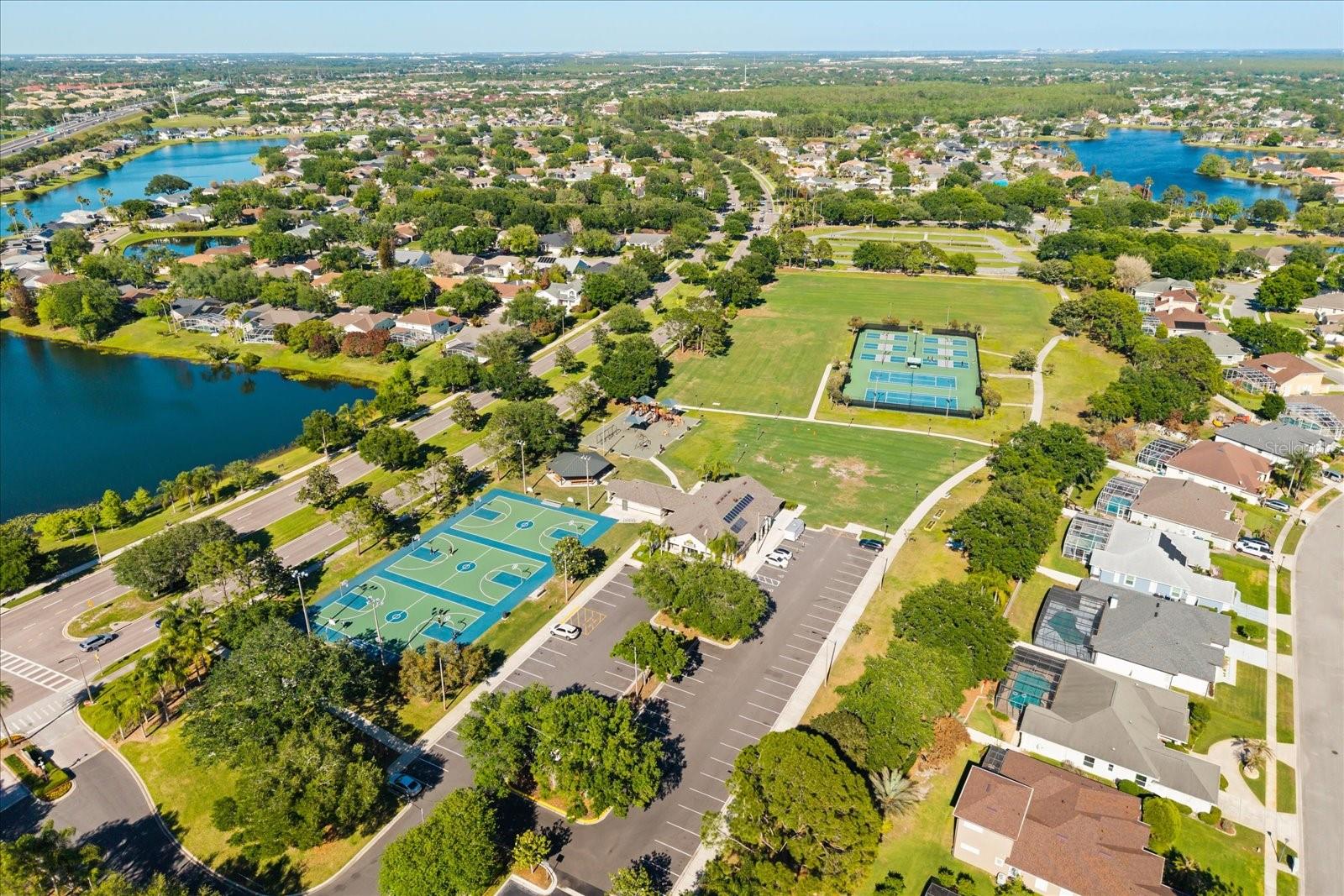 4849 CHAROWEN DR, ORLANDO, FL, 32837