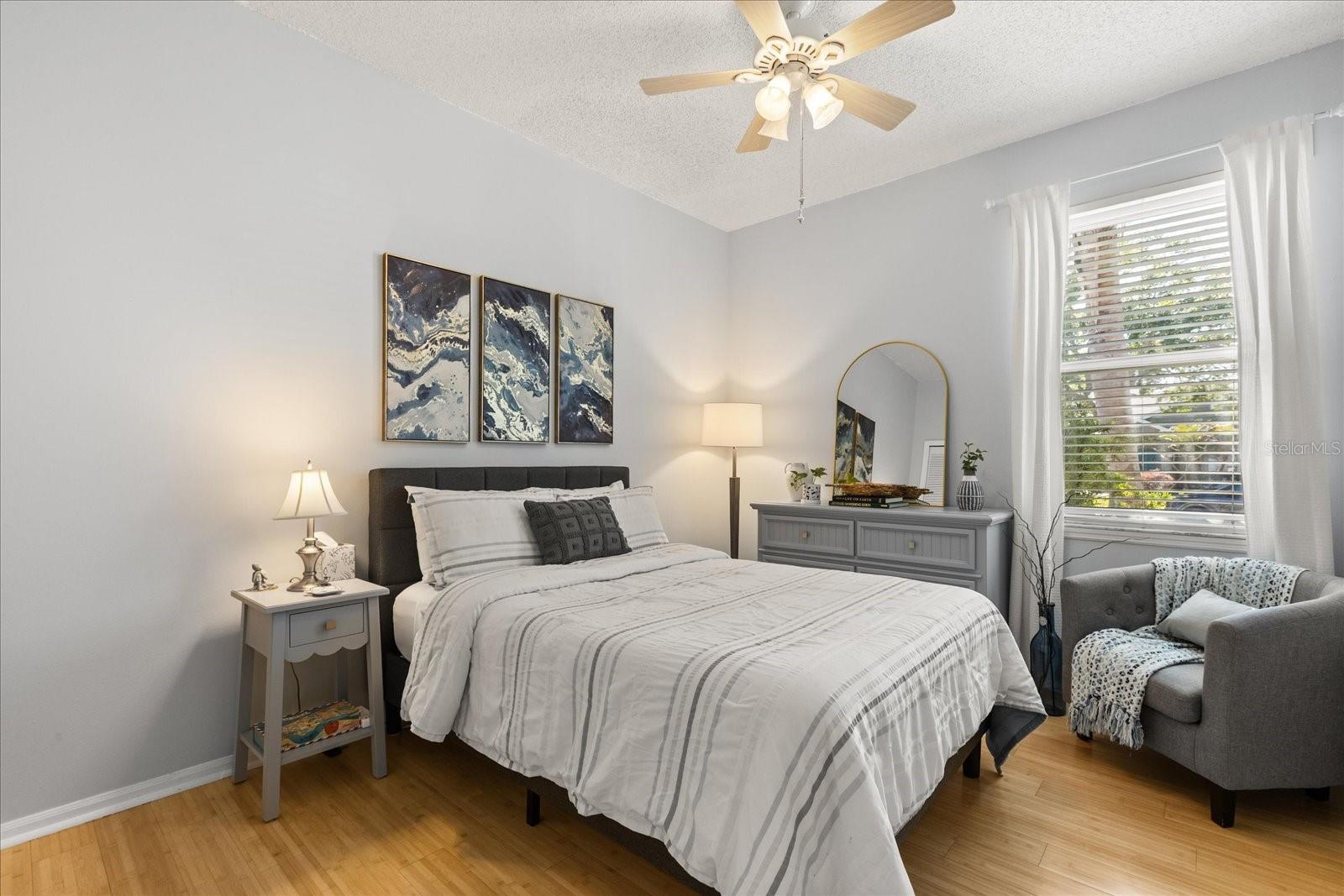 4849 CHAROWEN DR, ORLANDO, FL, 32837