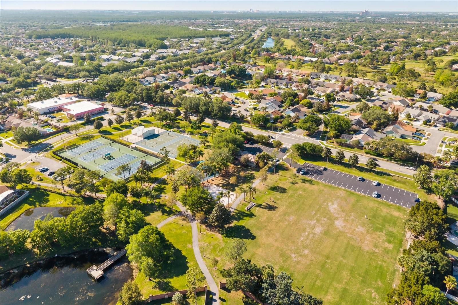 4849 CHAROWEN DR, ORLANDO, FL, 32837