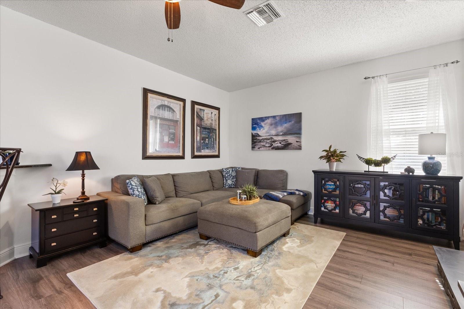 4849 CHAROWEN DR, ORLANDO, FL, 32837