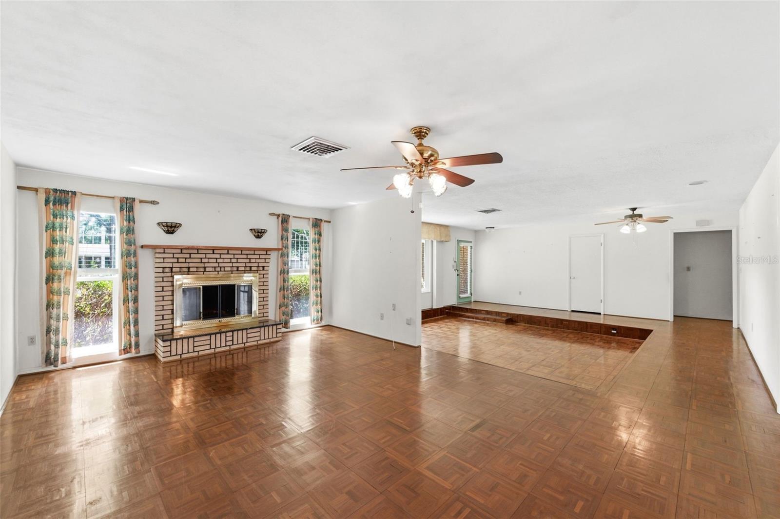 1451 MONTICELLO BLVD N, ST PETERSBURG, FL, 33703