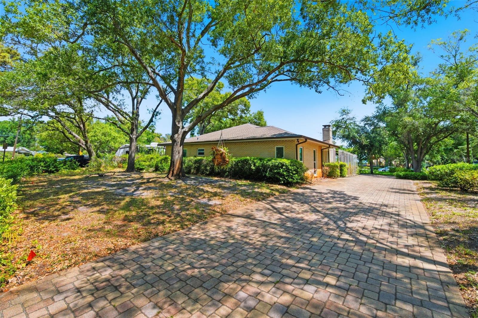 1451 MONTICELLO BLVD N, ST PETERSBURG, FL, 33703