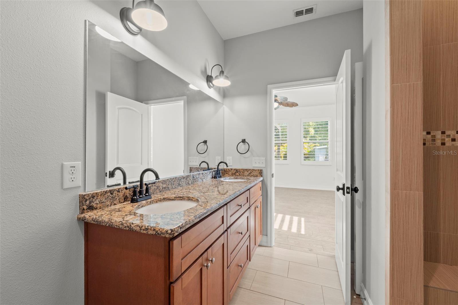 967 49TH AVE N, ST PETERSBURG, FL, 33703