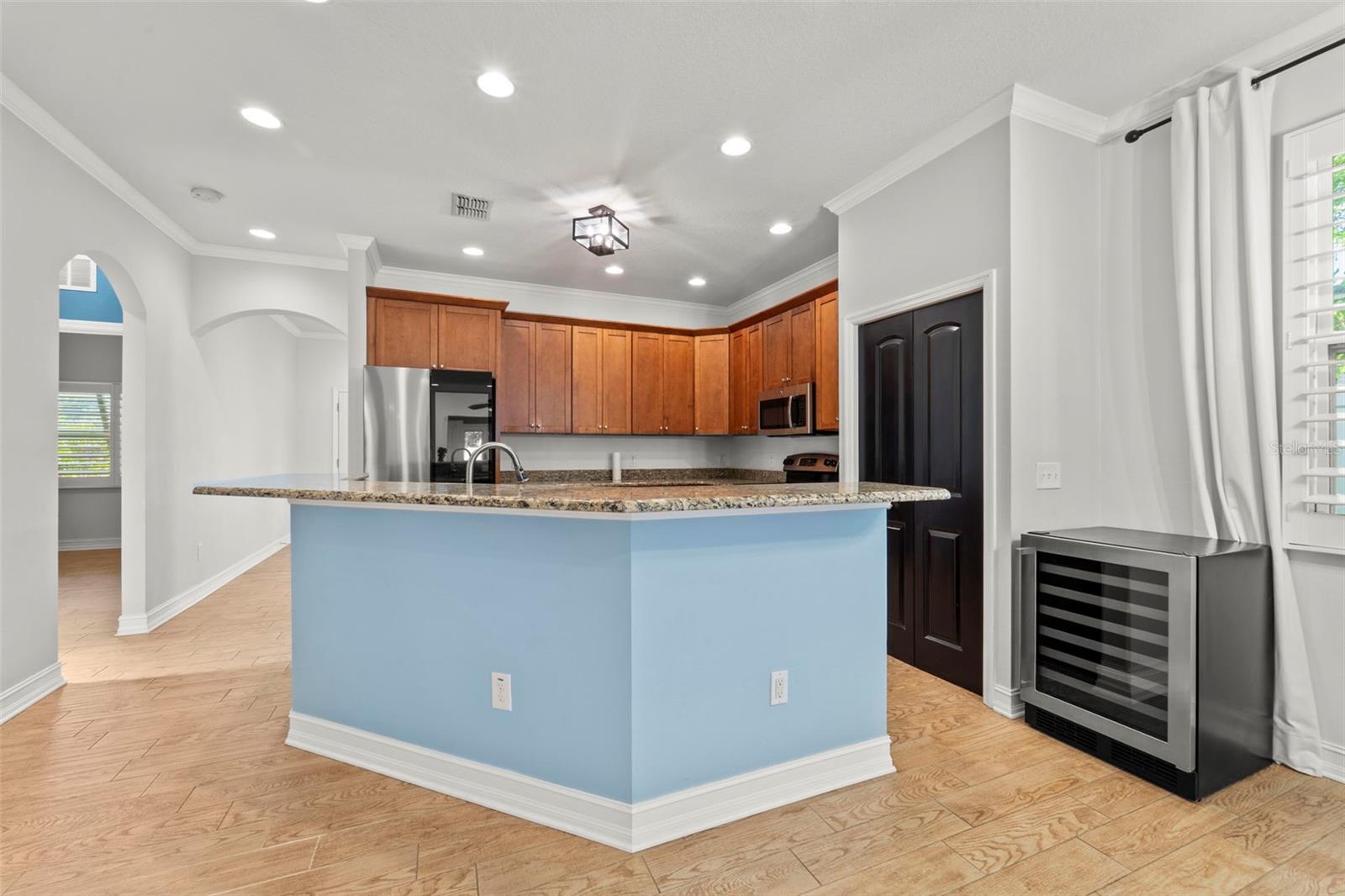 967 49TH AVE N, ST PETERSBURG, FL, 33703