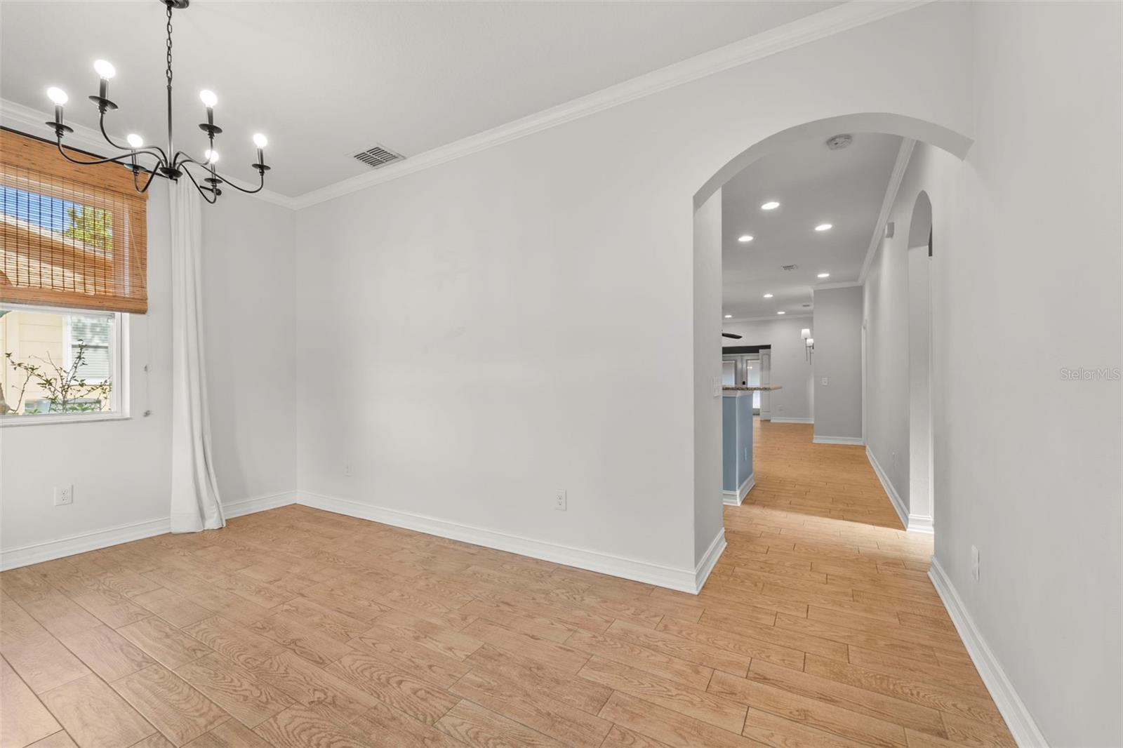 967 49TH AVE N, ST PETERSBURG, FL, 33703