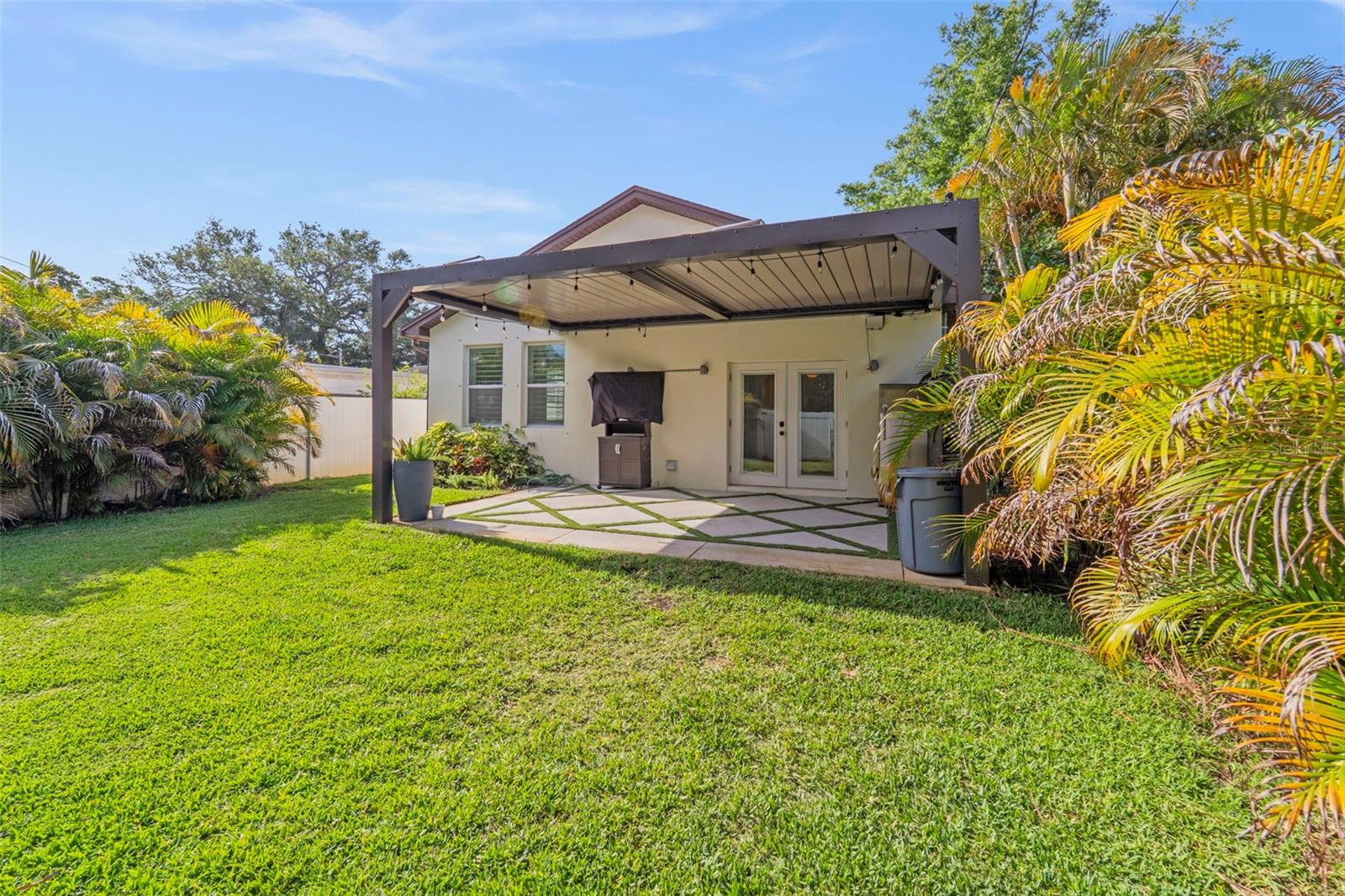 967 49TH AVE N, ST PETERSBURG, FL, 33703