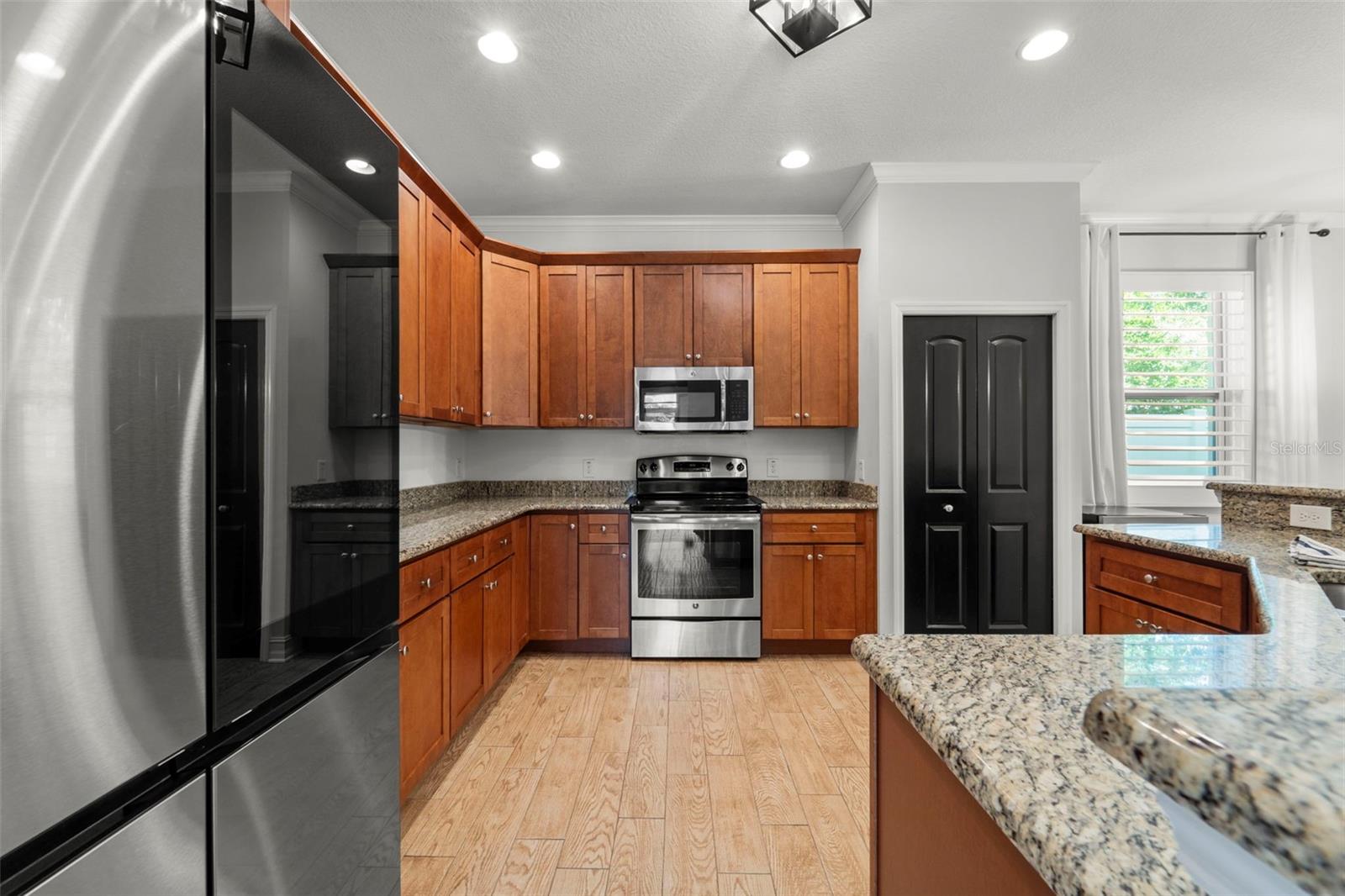 967 49TH AVE N, ST PETERSBURG, FL, 33703