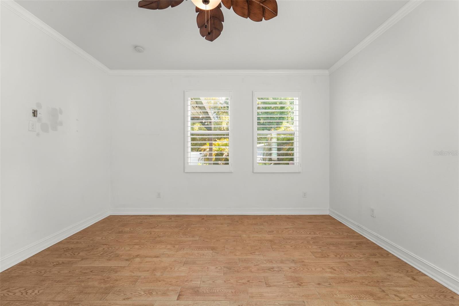 967 49TH AVE N, ST PETERSBURG, FL, 33703