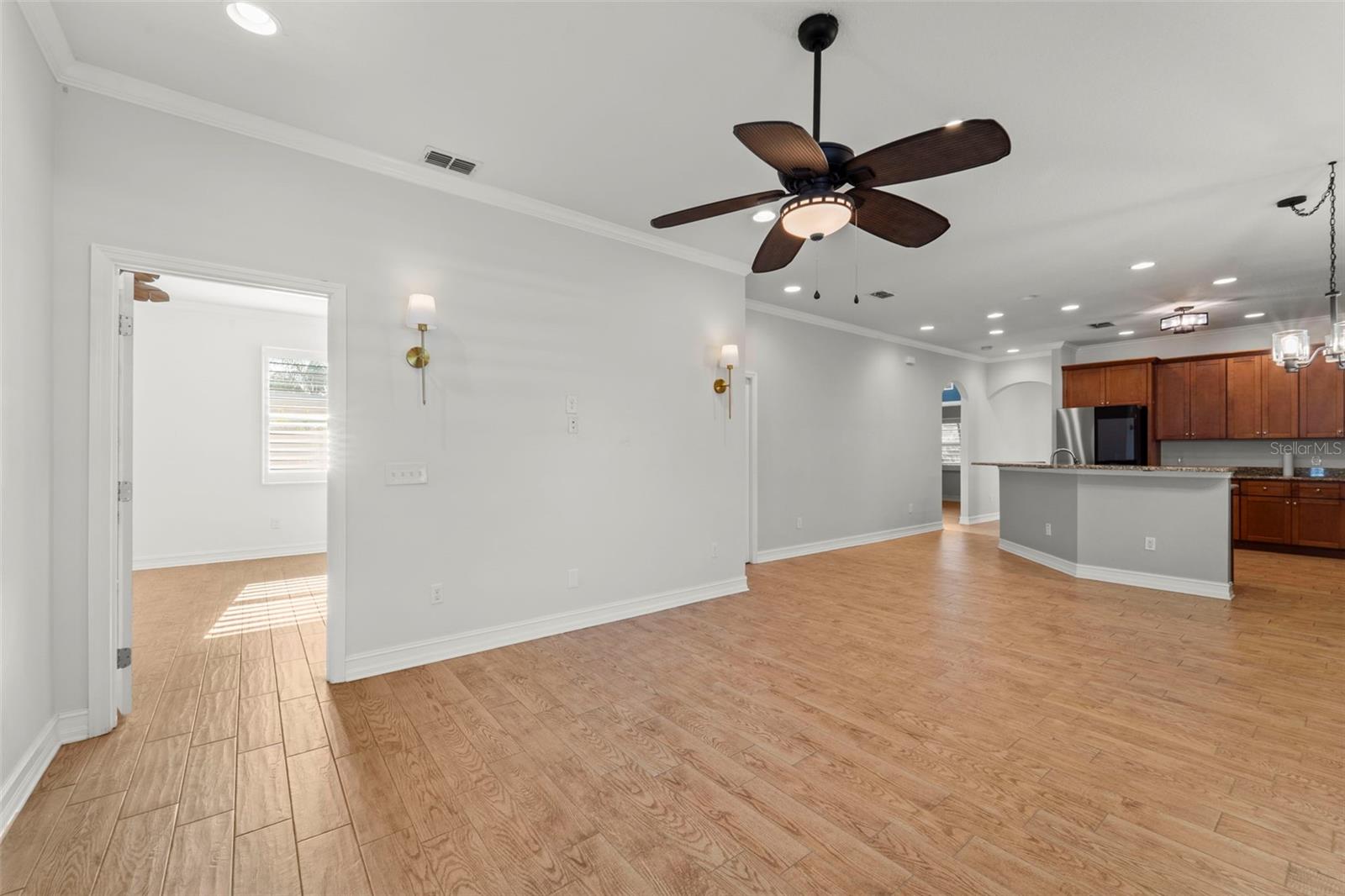 967 49TH AVE N, ST PETERSBURG, FL, 33703