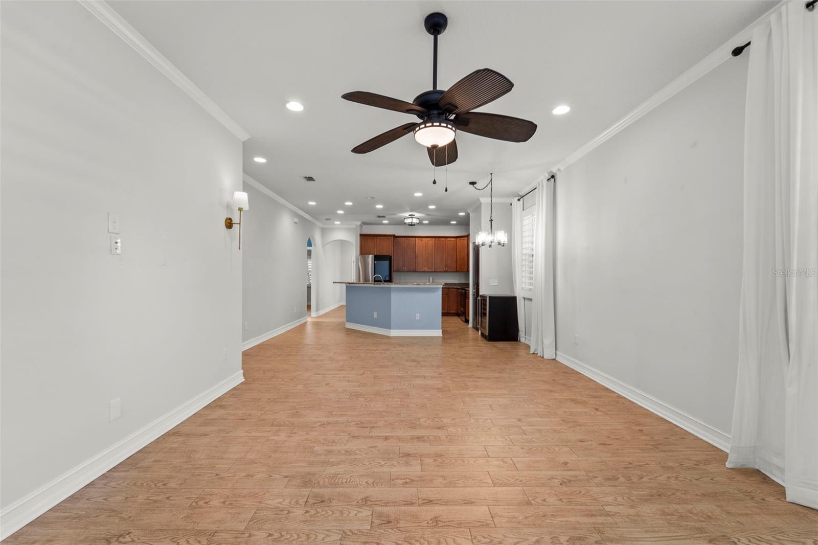 967 49TH AVE N, ST PETERSBURG, FL, 33703