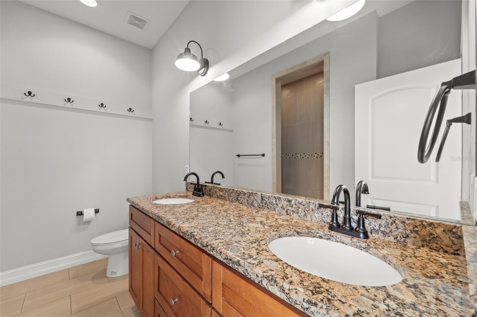 967 49TH AVE N, ST PETERSBURG, FL, 33703