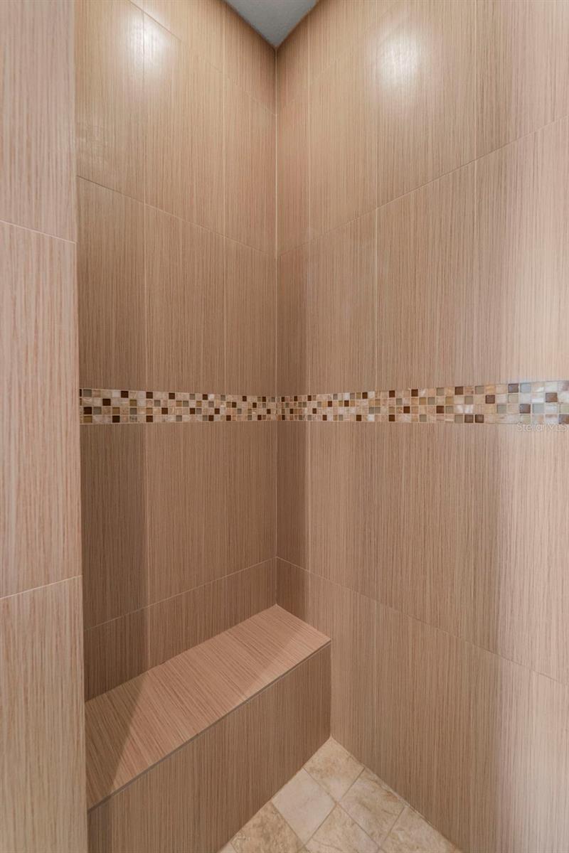 967 49TH AVE N, ST PETERSBURG, FL, 33703