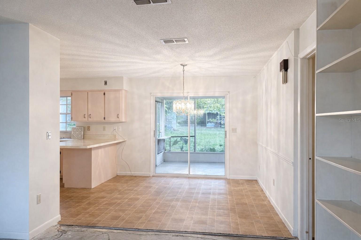 11836 ORANGE ST, SAN ANTONIO, FL, 33576