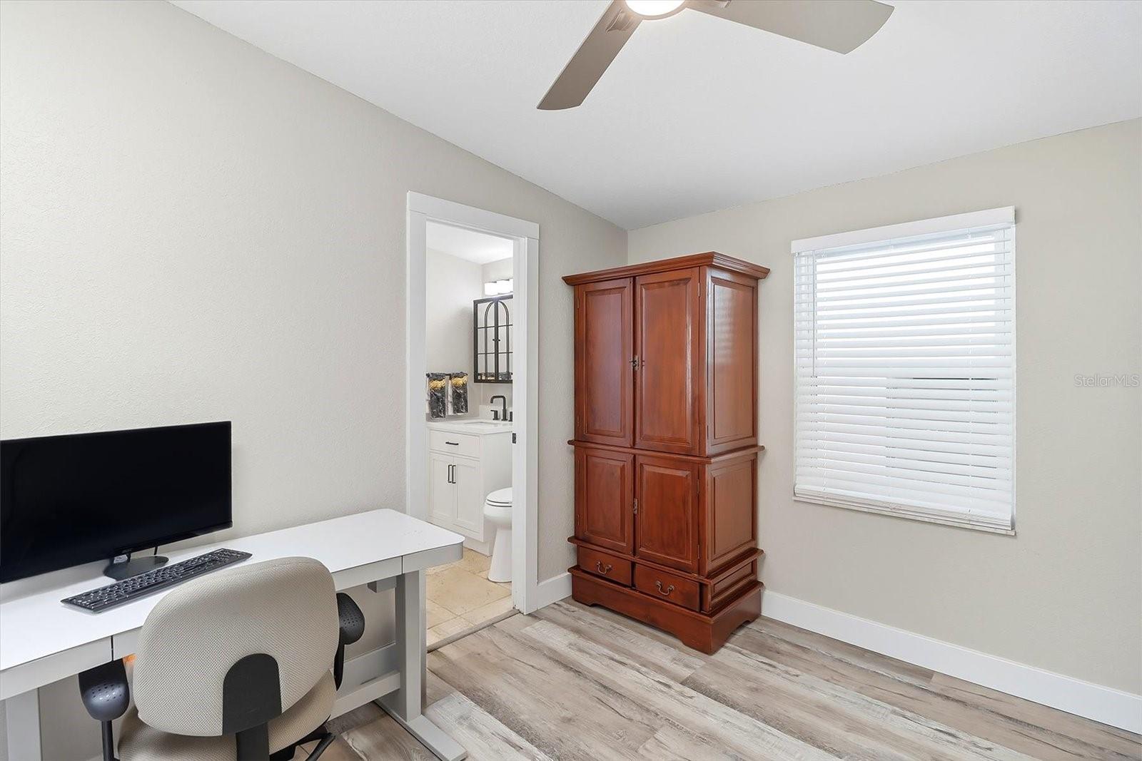 720 ORCHID ST, LADY LAKE, FL, 32159