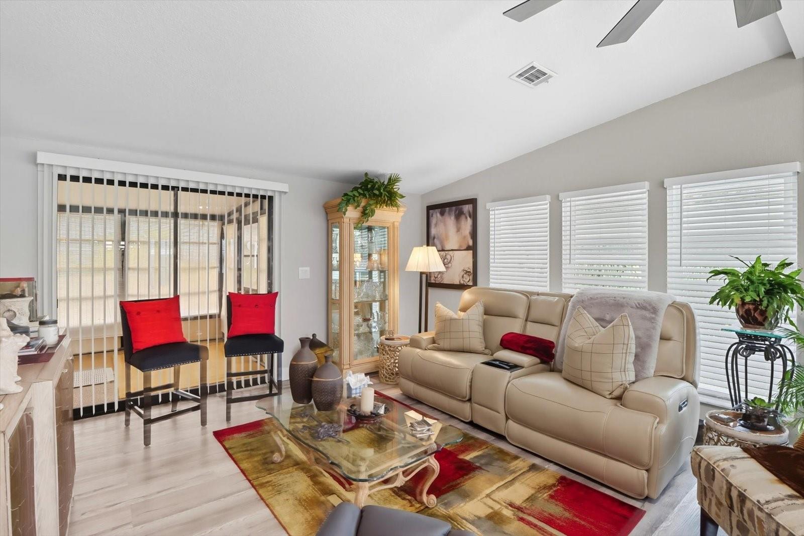 720 ORCHID ST, LADY LAKE, FL, 32159