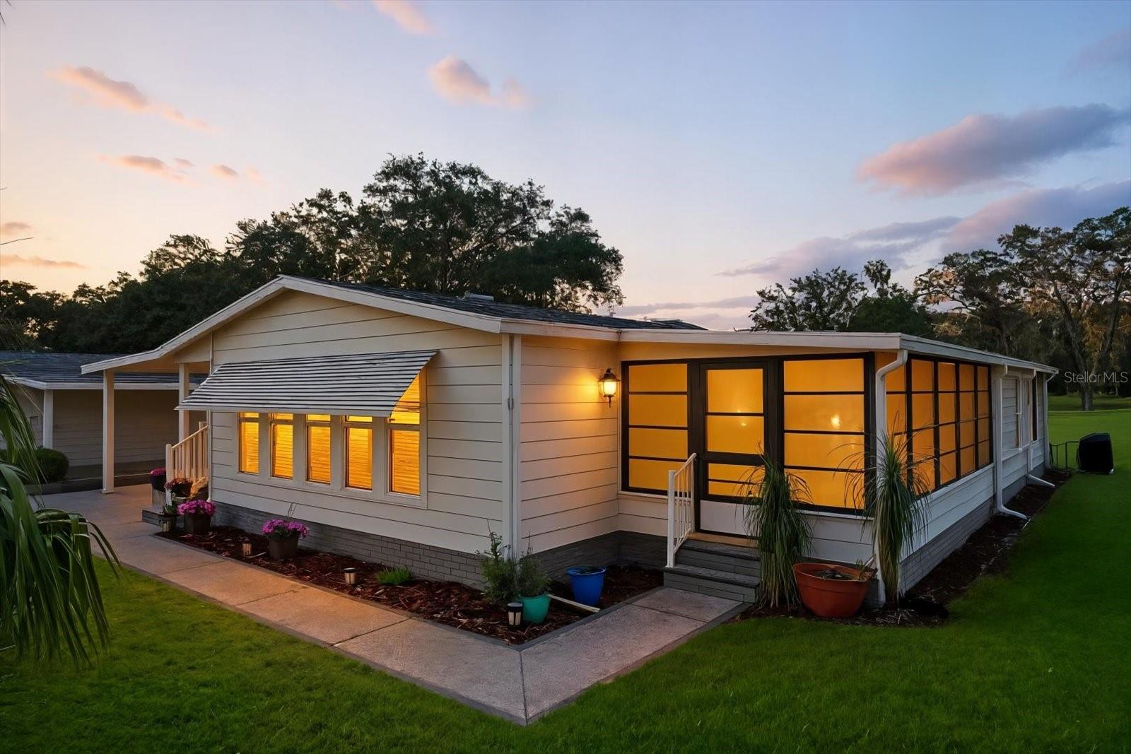 720 ORCHID ST, LADY LAKE, FL, 32159