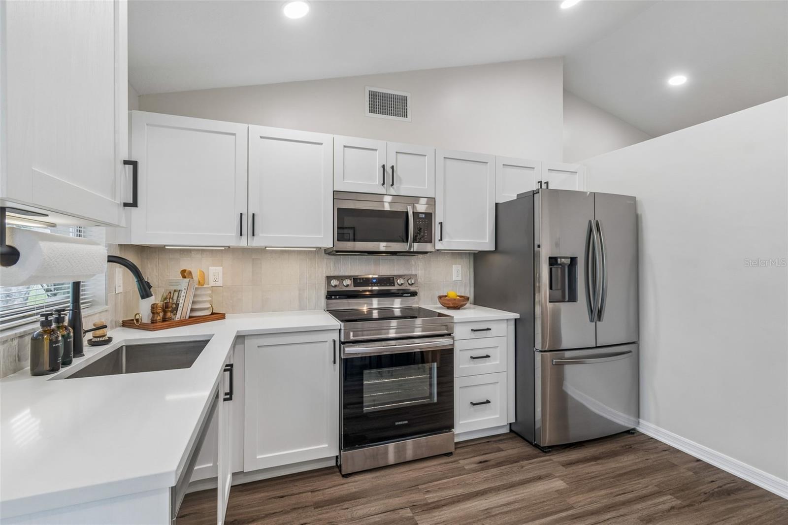 7038 JENNER AVE, NEW PORT RICHEY, FL, 34655