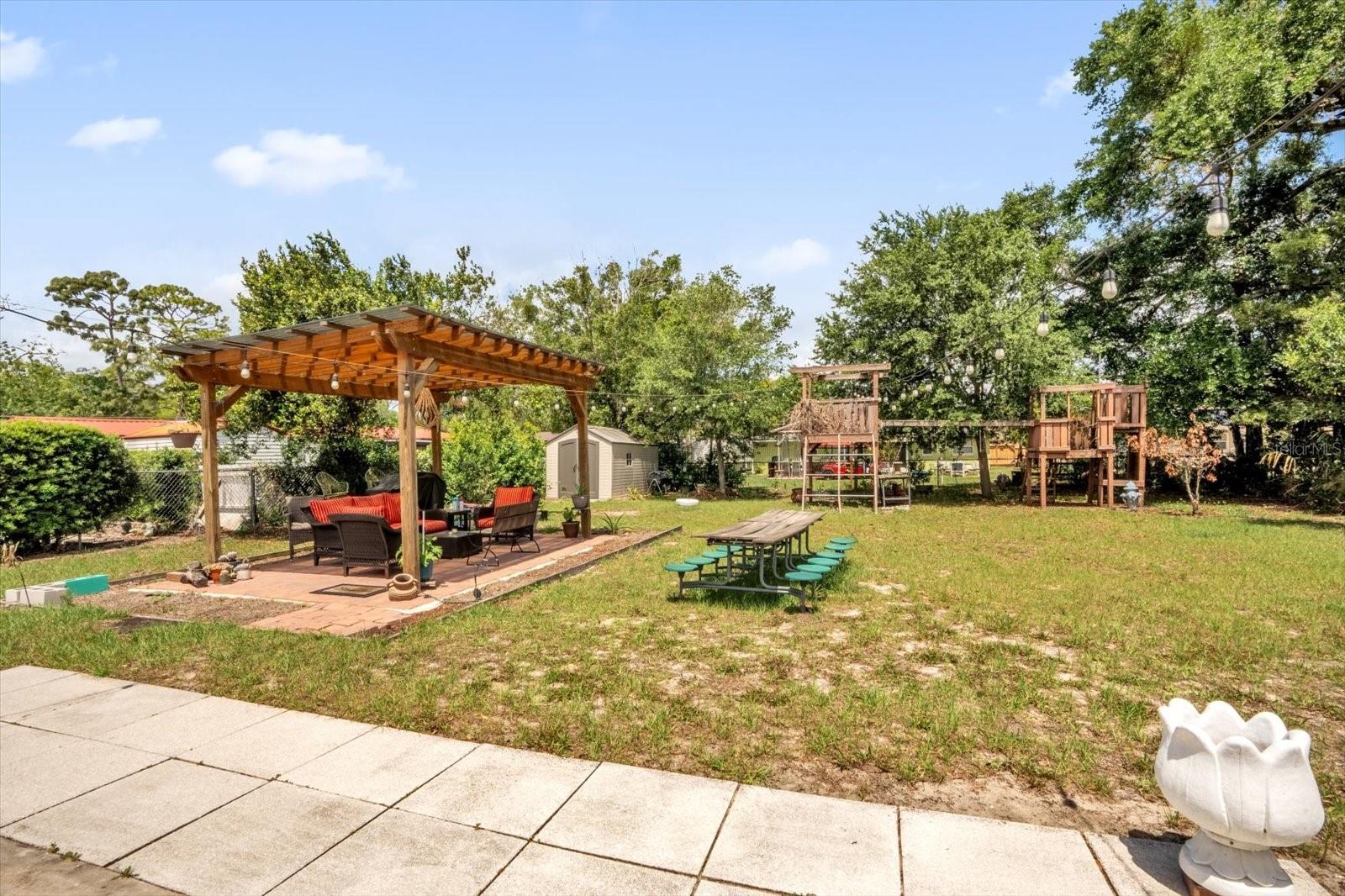 739 SEMINOLE AVE, LONGWOOD, FL, 32750